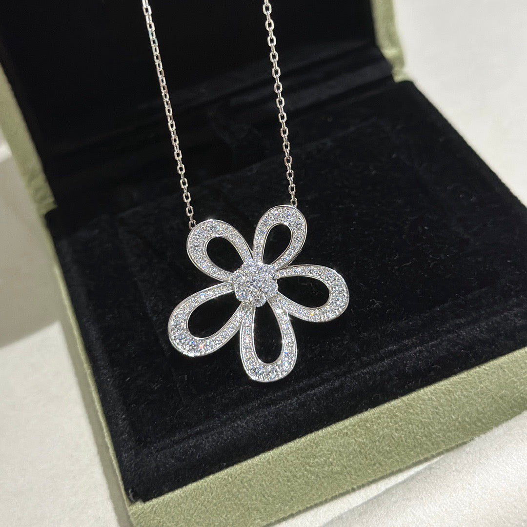 [⭐vintora]FLOWERLACE NECKLACE FULL DIAMONDS