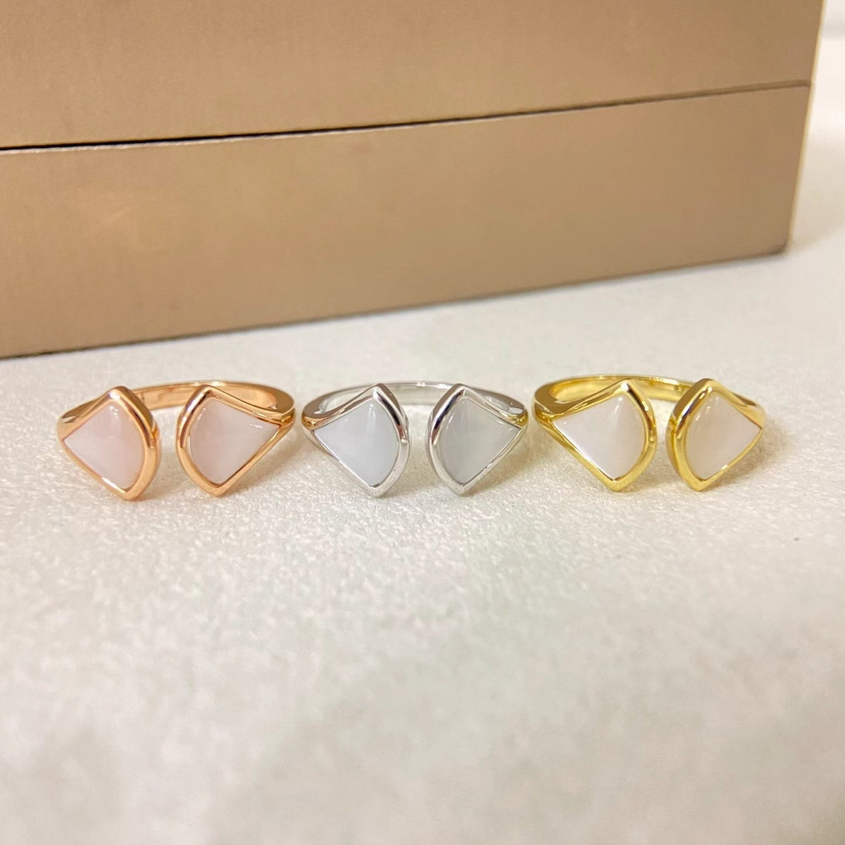 [⭐vintora]DOUBLE SKIRT PATTERN OPEN RING