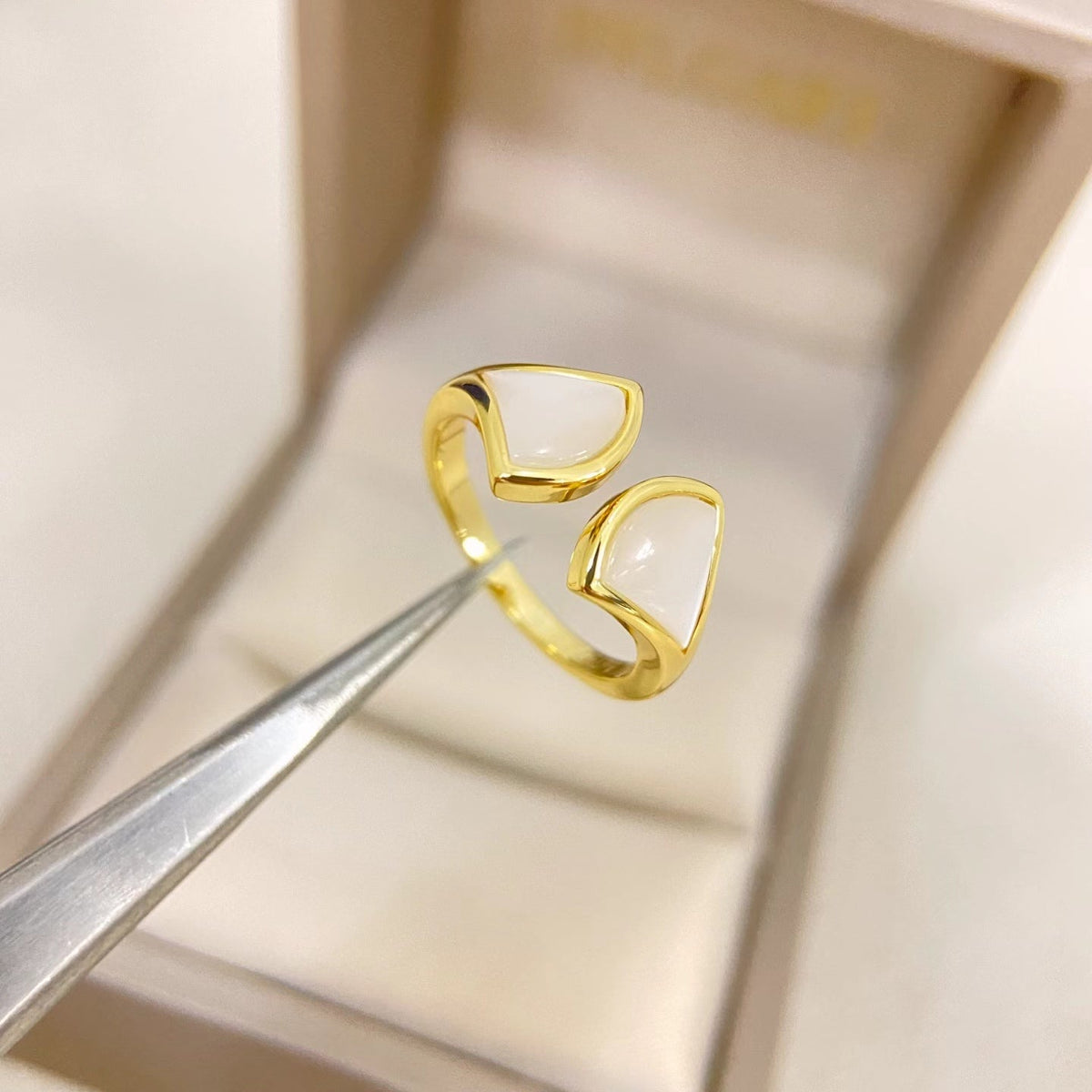 [⭐vintora]DOUBLE SKIRT PATTERN OPEN RING