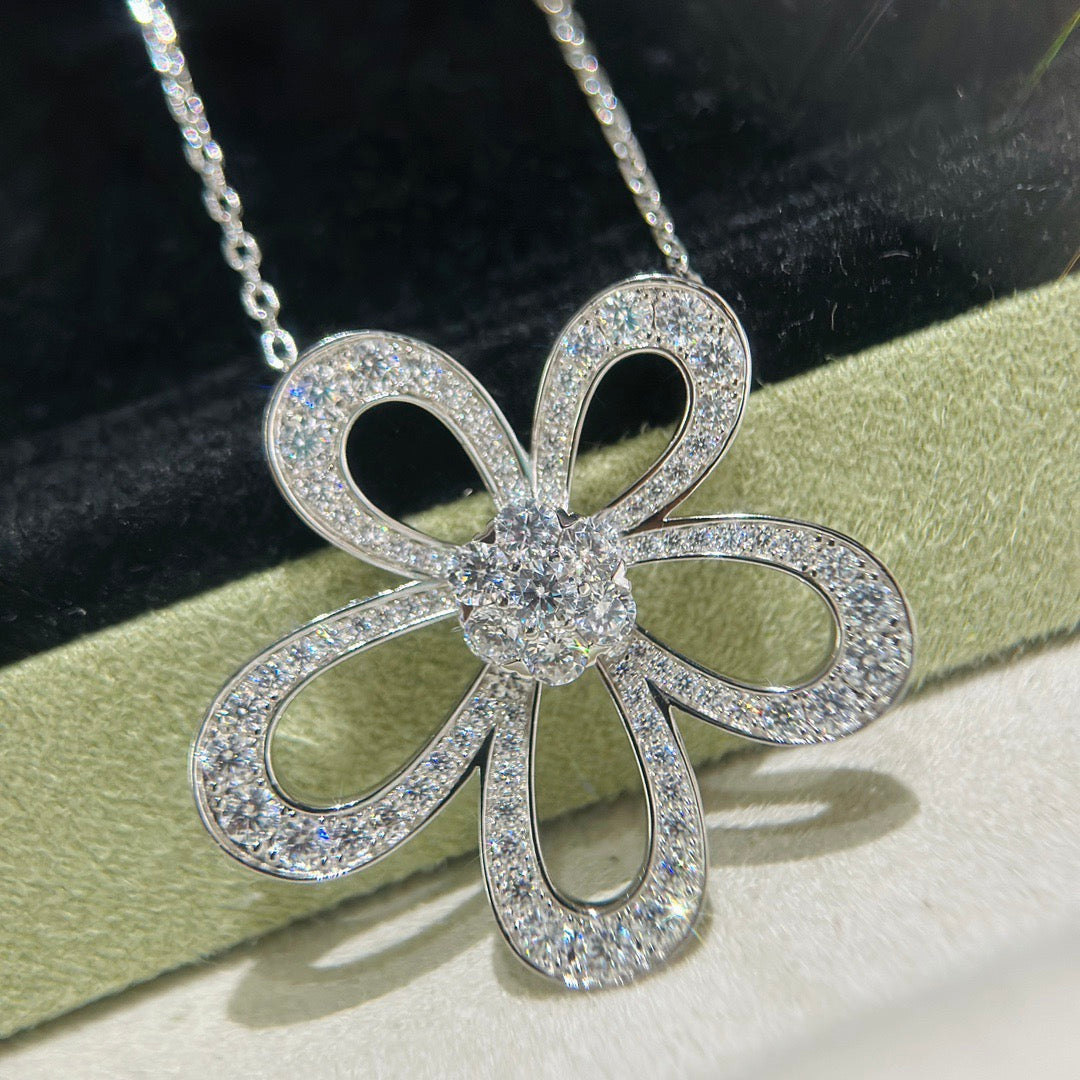 [⭐vintora]FLOWERLACE NECKLACE FULL DIAMONDS