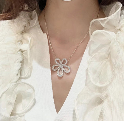[⭐vintora]FLOWERLACE NECKLACE FULL DIAMONDS