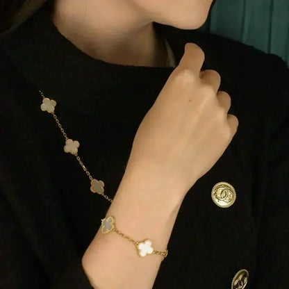 [⭐vintora]CLOVER WHITE PEARL MOP 5 MOTIF BRACELET COLLECTION