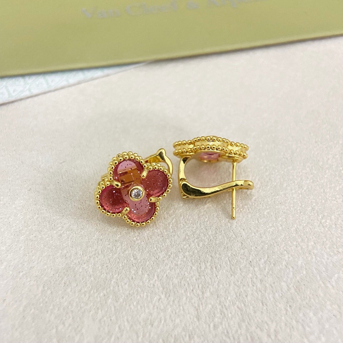 [⭐vintora]2026 NEW  CLOVER 1 MOTIFPINK ENAMEL STUD EARRINGS WITH DIAMONDS2