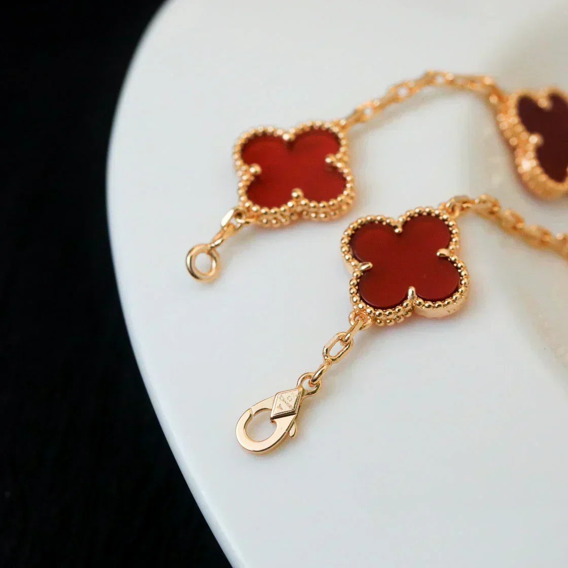 [⭐vintora] CLOVER 5 MOTIF RED CORNELIAN BRACELET COLLECTION