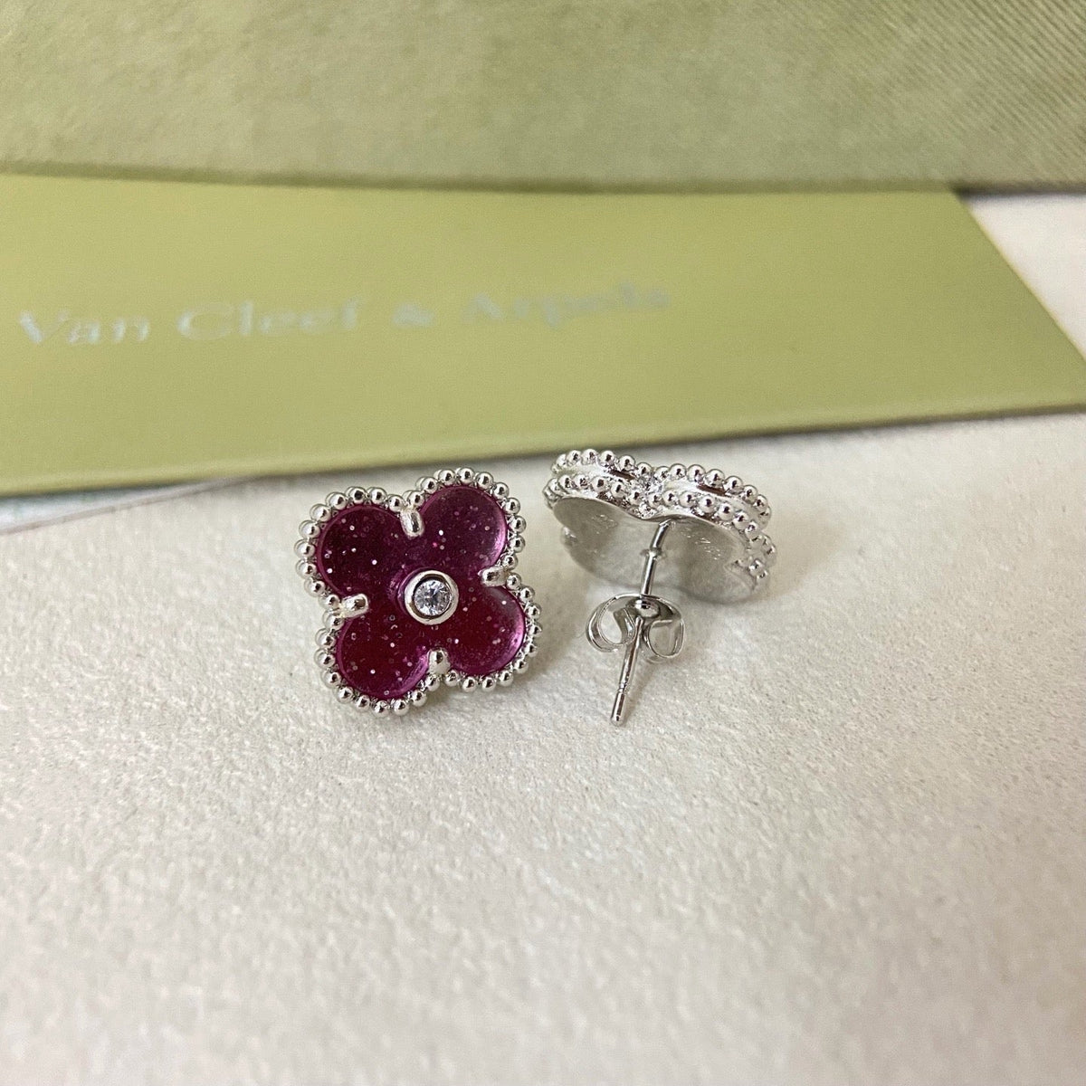 [⭐vintora]2026 NEW  CLOVER 1 MOTIFPINK ENAMEL STUD EARRINGS WITH DIAMONDS